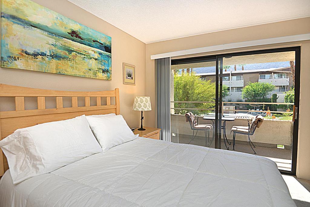 Biarritz Mirage - 1Br Downtown Condo Palm Springs Exterior photo