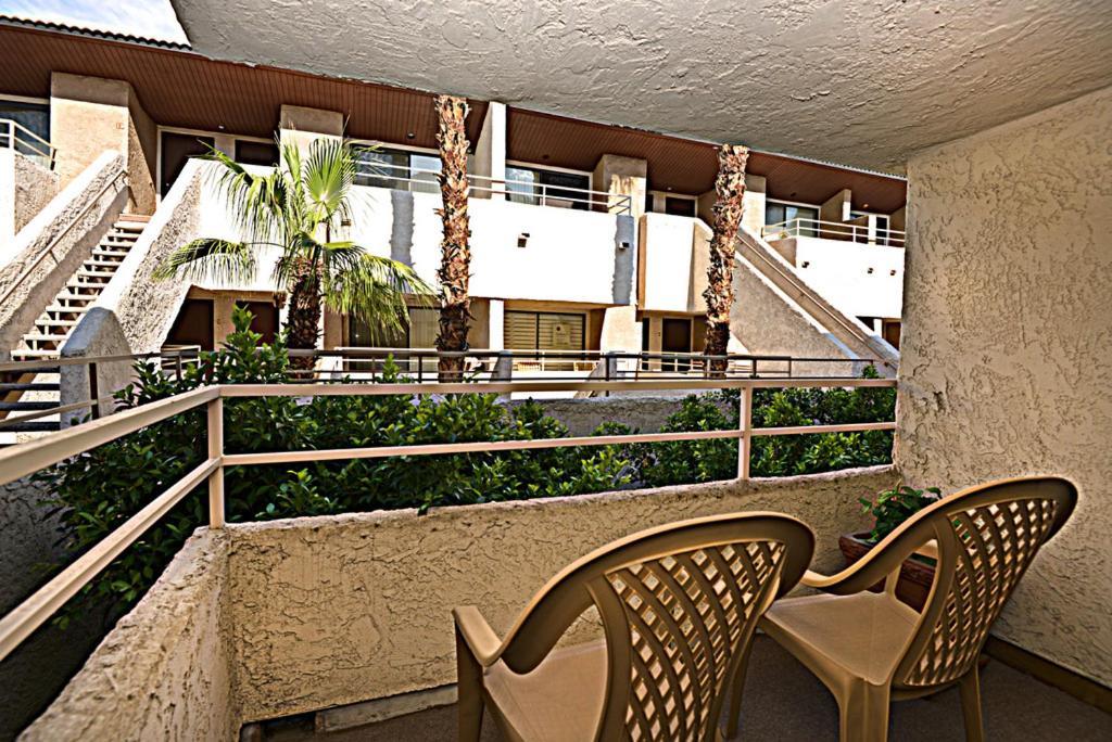 Biarritz Mirage - 1Br Downtown Condo Palm Springs Exterior photo